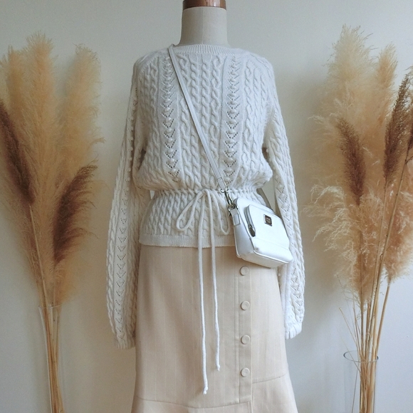 Zara Sweater - Picture 4 of 8